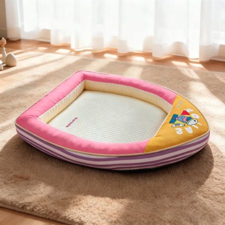 cooling dachshund boat bed